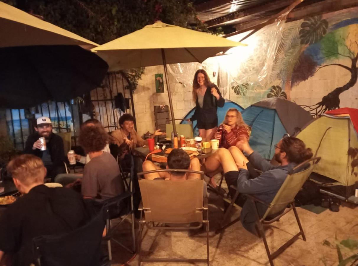 فندق أنتيغوا غواتيمالافي  La Gaceta Camping المظهر الخارجي الصورة